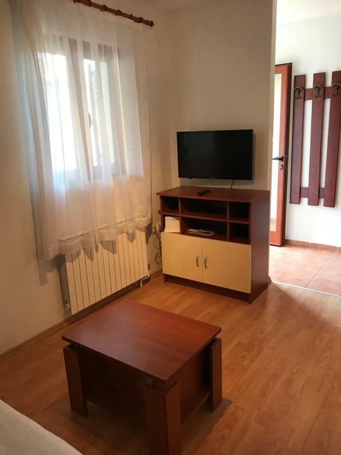 Apartment Pulic Rab Town Eksteriør billede