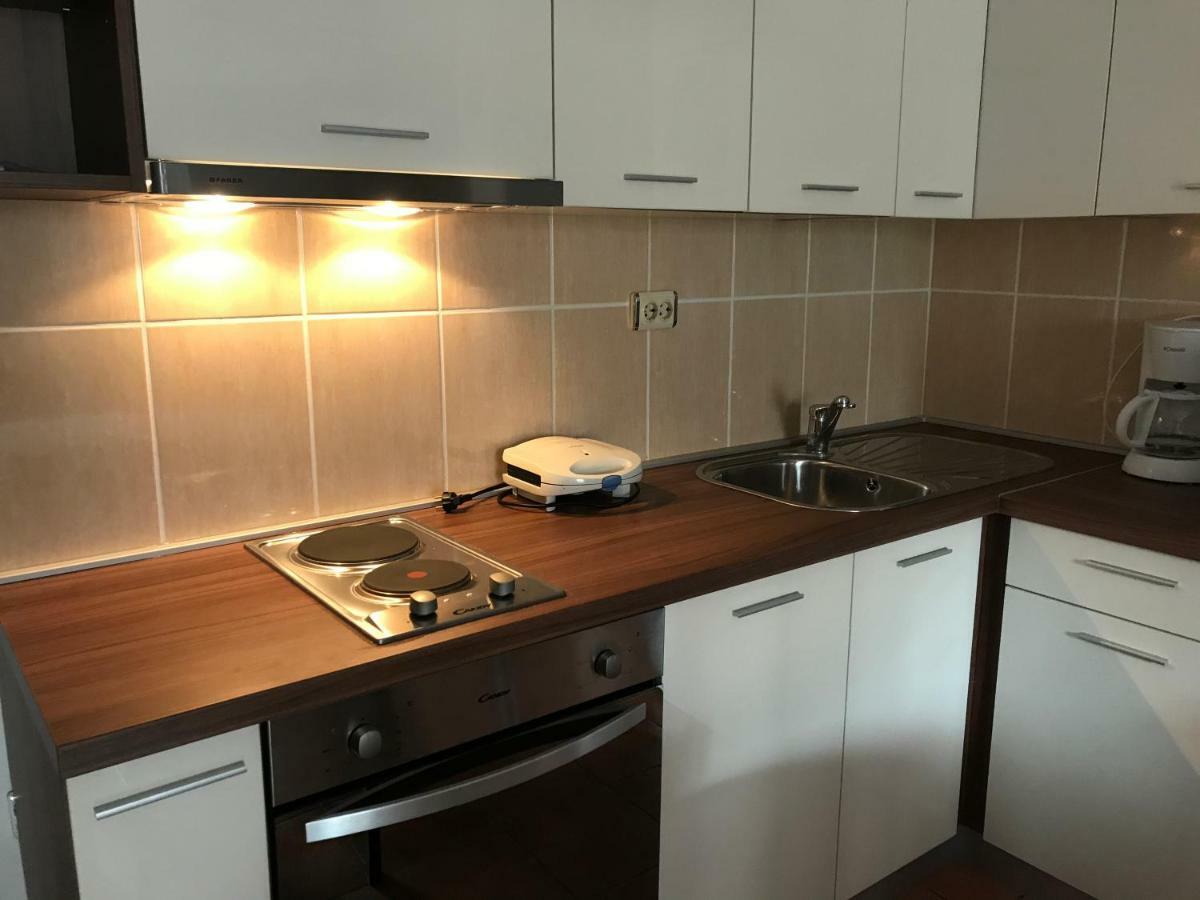 Apartment Pulic Rab Town Eksteriør billede