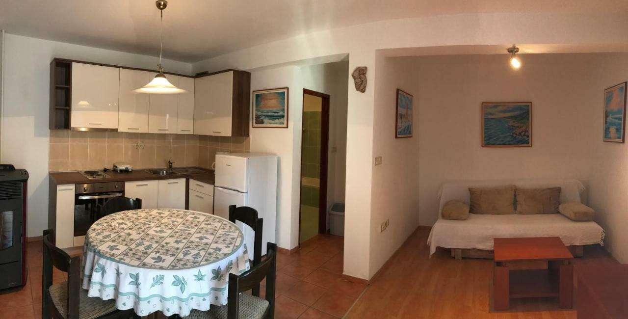 Apartment Pulic Rab Town Eksteriør billede